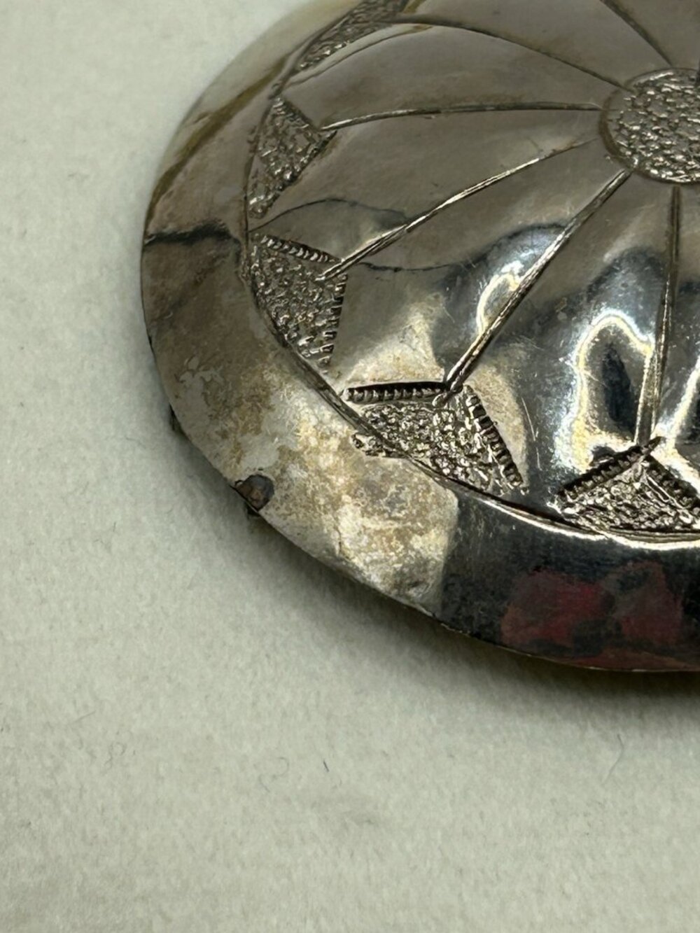 Vintage Silver Tone Floral Dome Pendant Large Etched Metal Statement Western - Picture 3 of 10